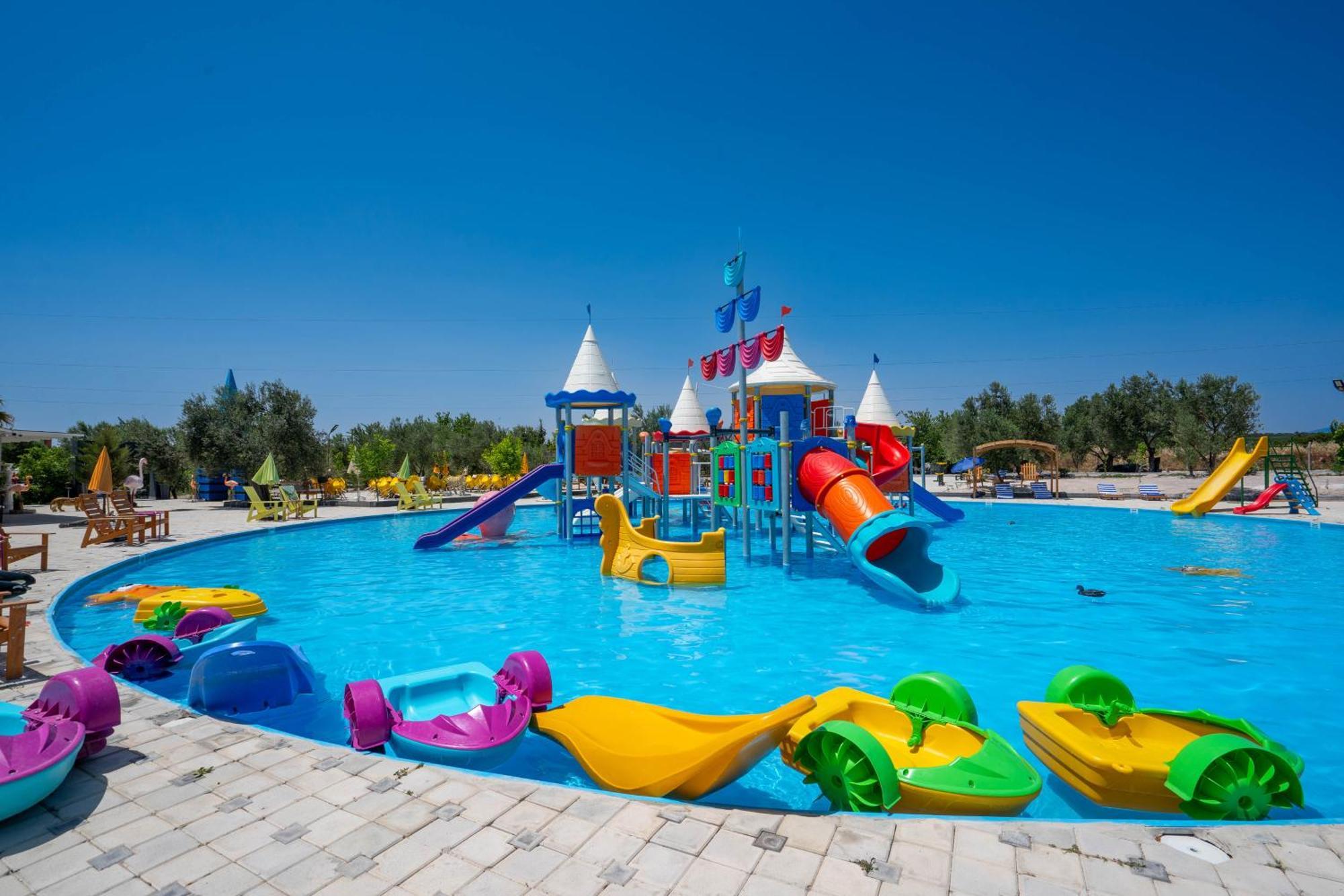 Simlarda Country Club Ayvalik Villa Buitenkant foto