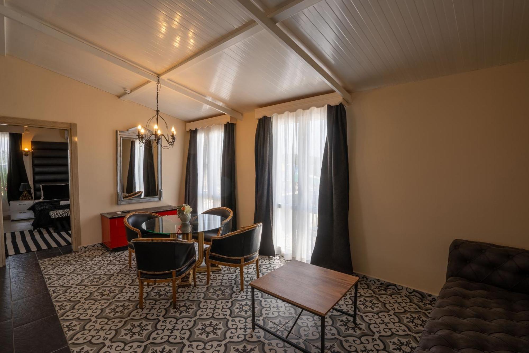 Simlarda Country Club Ayvalik Villa Buitenkant foto