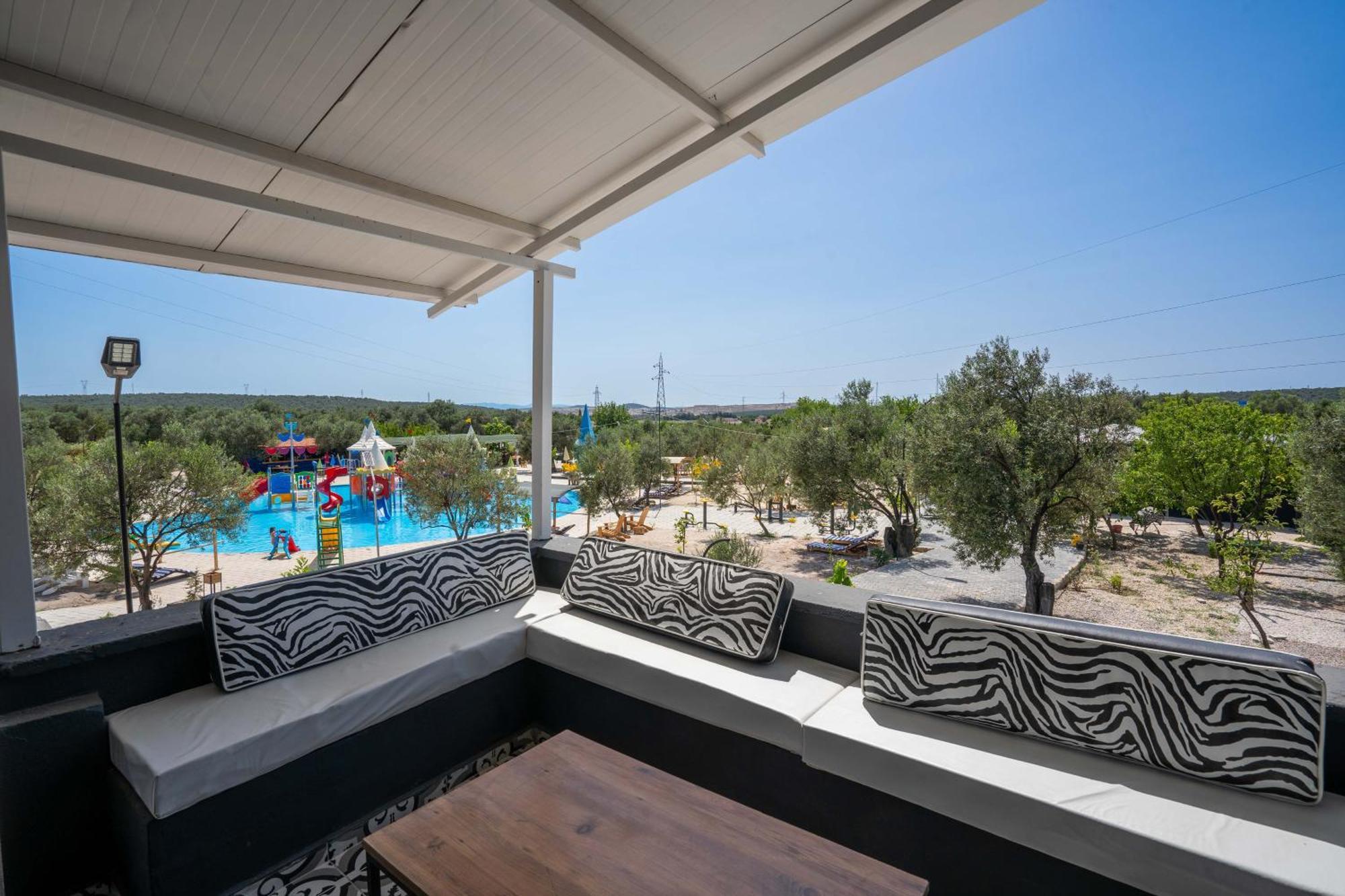 Simlarda Country Club Ayvalik Villa Buitenkant foto